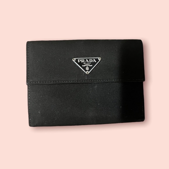 RARE VINTAGE Prada leather/vinyl buckle bag with matching wallet. - Picture 2 of 9